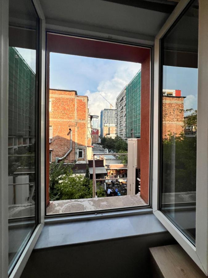 Enzo Rooms & Apartment Blloku Tirana Exterior foto